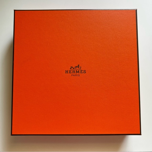 Hermes Gift Box with Brown Ribbon (Empty) Authentic - Picture 3 of 9